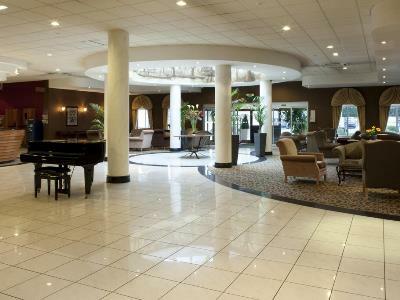 By Ihg 4* Barnsley